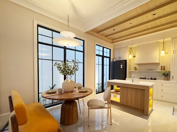 Pine Hill Interior 5